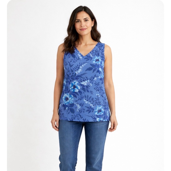 LOFT Tops - LOFT Blue Floral Tank Top
